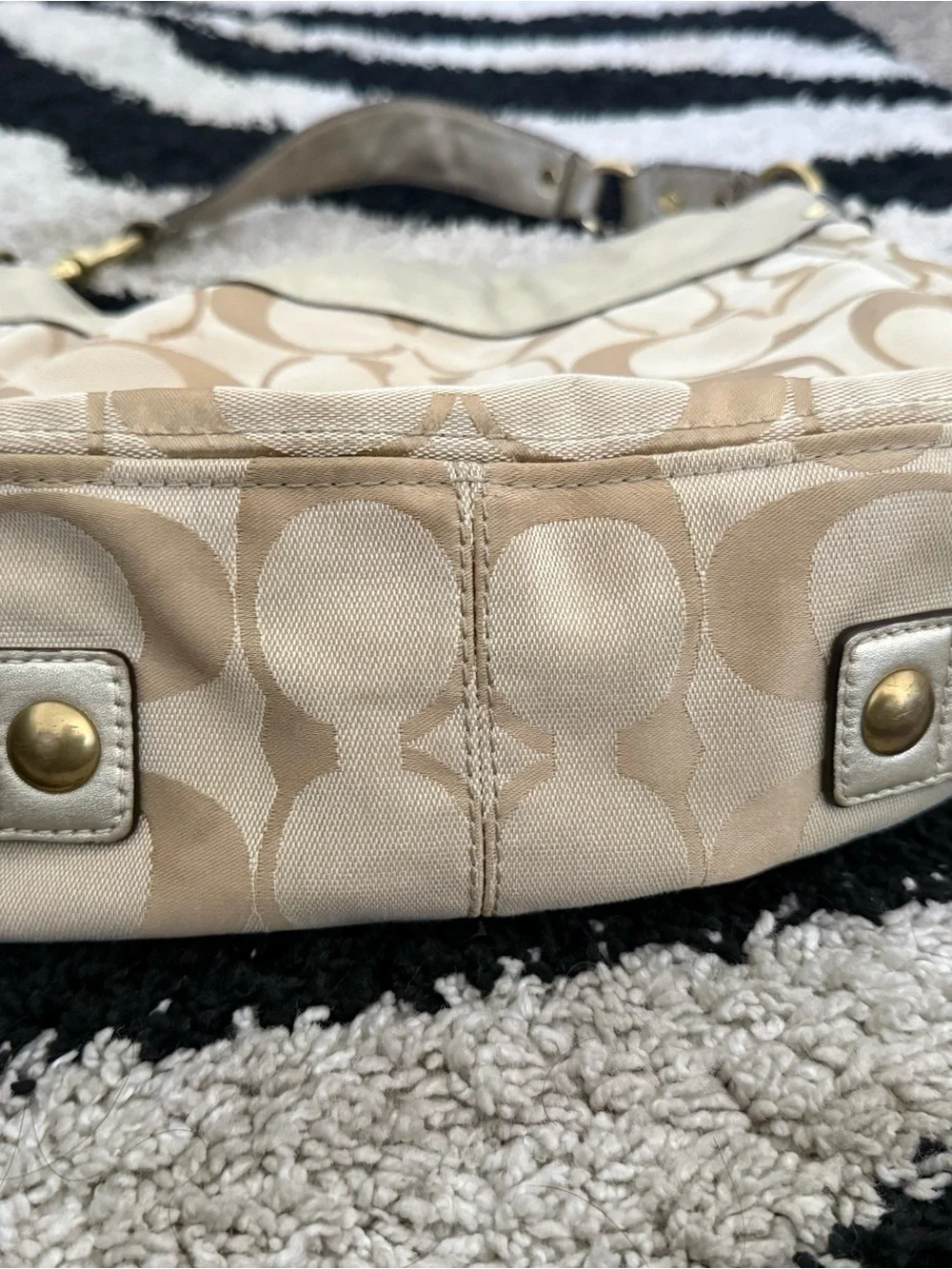 Coach classic hobo